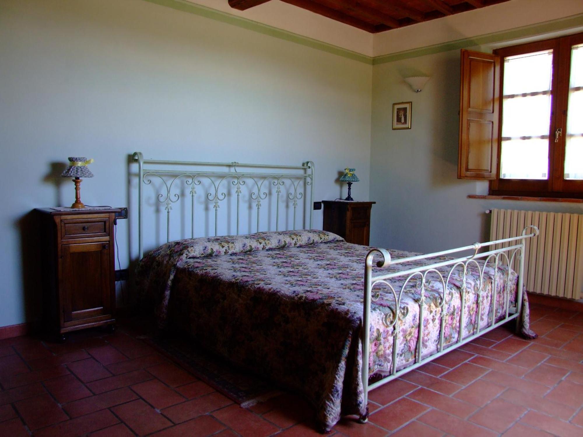 Agriturismo Sanguineto Acquaviva  ภายนอก รูปภาพ
