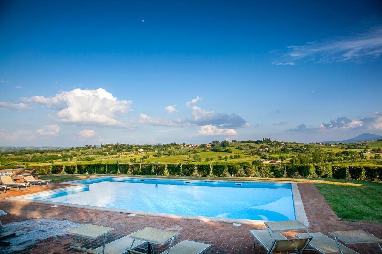Agriturismo Sanguineto Acquaviva  ภายนอก รูปภาพ